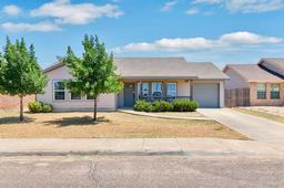 110 Cottonwood Ave — Winwood Park