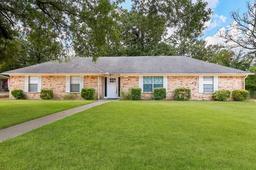 204 Pebble Creek