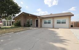 4221 E Everglade Ave — Winwood