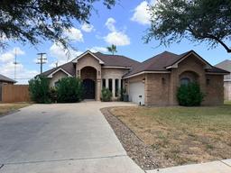 2400 Denton Creek Avenue — Falcon''s Crossing
