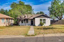 318 Glenmore Drive — Glenmore Place