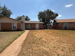 4805 Country Club Dr