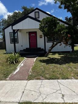 131 S Rife Street — Aransas Townsite