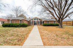 4204 ROXTON Drive