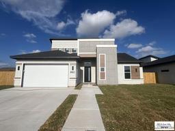 6862 Woodlands Ave — THE WOODLANDS NO. 3