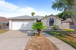2822 Saint Peter Street — Highland Oaks