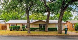 606 S Columbus — Sunrise Village