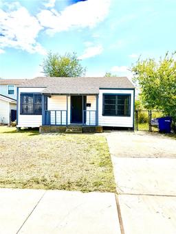4033 Iturbide Street — Santa Elena