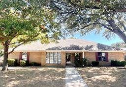 1 Swenson Circle — Midwestern Farm