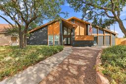 3901 Westminister Dr — Skyline Terrace