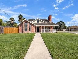 337 Paloma Street — Bluff Estates