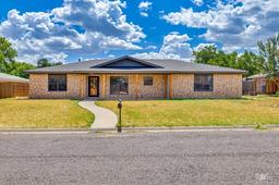 3209 Alta Vista Lane — Meadowcreek