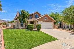 7324 DESIERTO LUNA Street — West Hills