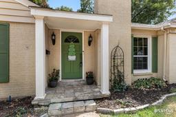 2403 Cambridge Avenue — Country Club