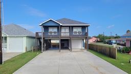 1215 S Live Oak Street — Doughty & Mathis