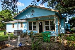 617 N Houston Street — Aransas Pass