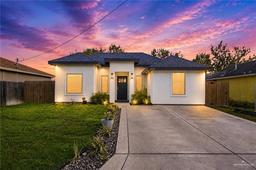 2120 Azteca Avenue — Colonia Hermosa