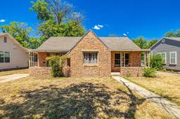 220 N Adams Street — Angelo Heights