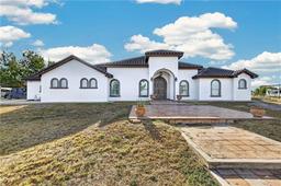 31401 N FM 681 — Newman''s Go