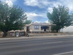 504 Ave E