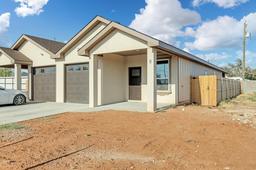 813 S Webster Dr — Greenwood