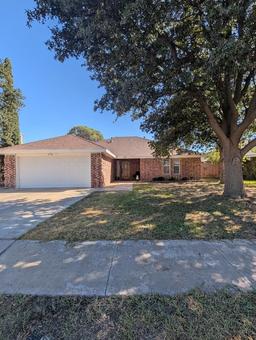 5011 Pleasant Dr — Western Hills