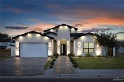 1117 Benjamin Street — Bryan Oaks
