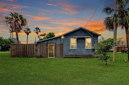 322 Tarrant Avenue — FARLEY R E SUR