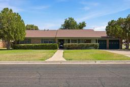 3613 Jordan Ave — Wedgewood Park