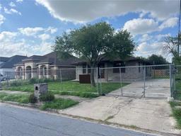 2728 Katrina Avenue — Idela Park