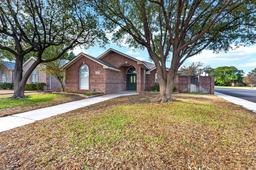 2 Lafayette Place — Plantation Oaks