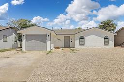 1825 E 50th St — Fleetwood
