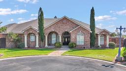 128 Oahu Lane — Fountains