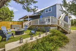 124 Madrona — DeLeon Estates