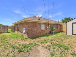 1929 HOWARD Drive