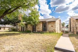 1703 Utah Avenue — Capitol Heights