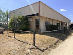 316 E 24th Street — Oaklawn