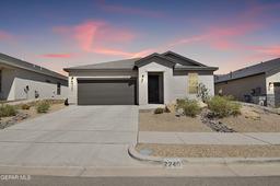 2240 Small Mountain Place — Desert Springs