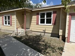 1212 N Howard Street — Brentwood