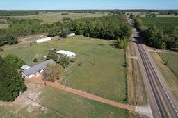 4018 State Highway 19 South, Lovelady, TX 75851