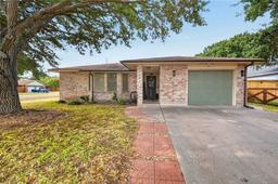 1101 Ontario Drive — Retta Place #2