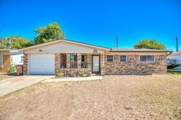 2306 Brown Street — Blackshear