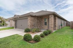 7609 Herd Rider Ln — Starlight Estates