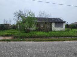 105 First St, GREGORY, TX, 78359