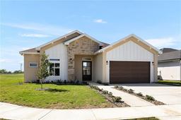 2724 E Bvlgari Drive — Los Lagos Ph 7 B