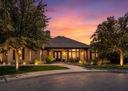 4101 Timberglen Cr — Mockingbird Heights