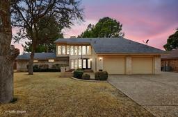4571 Shady Oak Court — GREEN TREE COUNTRY CLUB ESTATES