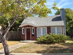 609 Southern Street — Del Mar