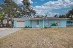 1330 Red Bird — West Terrace