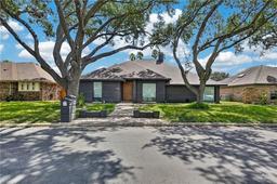 112 E Jay Avenue — The Country Place #1